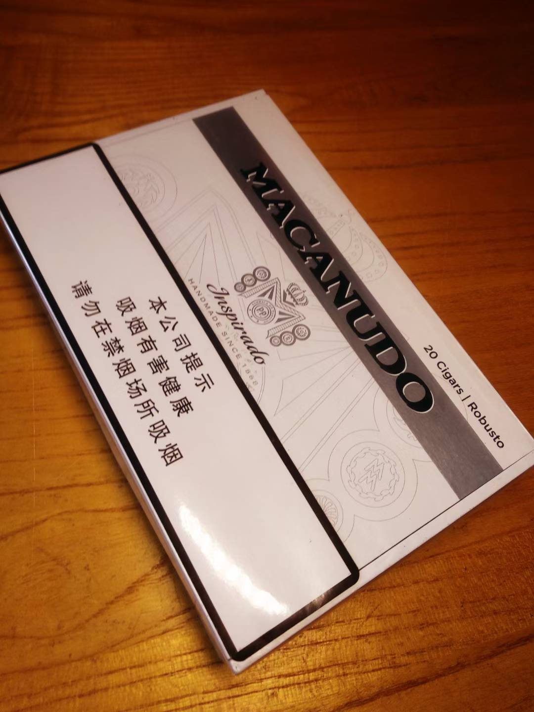 麦克纽杜白色灵感