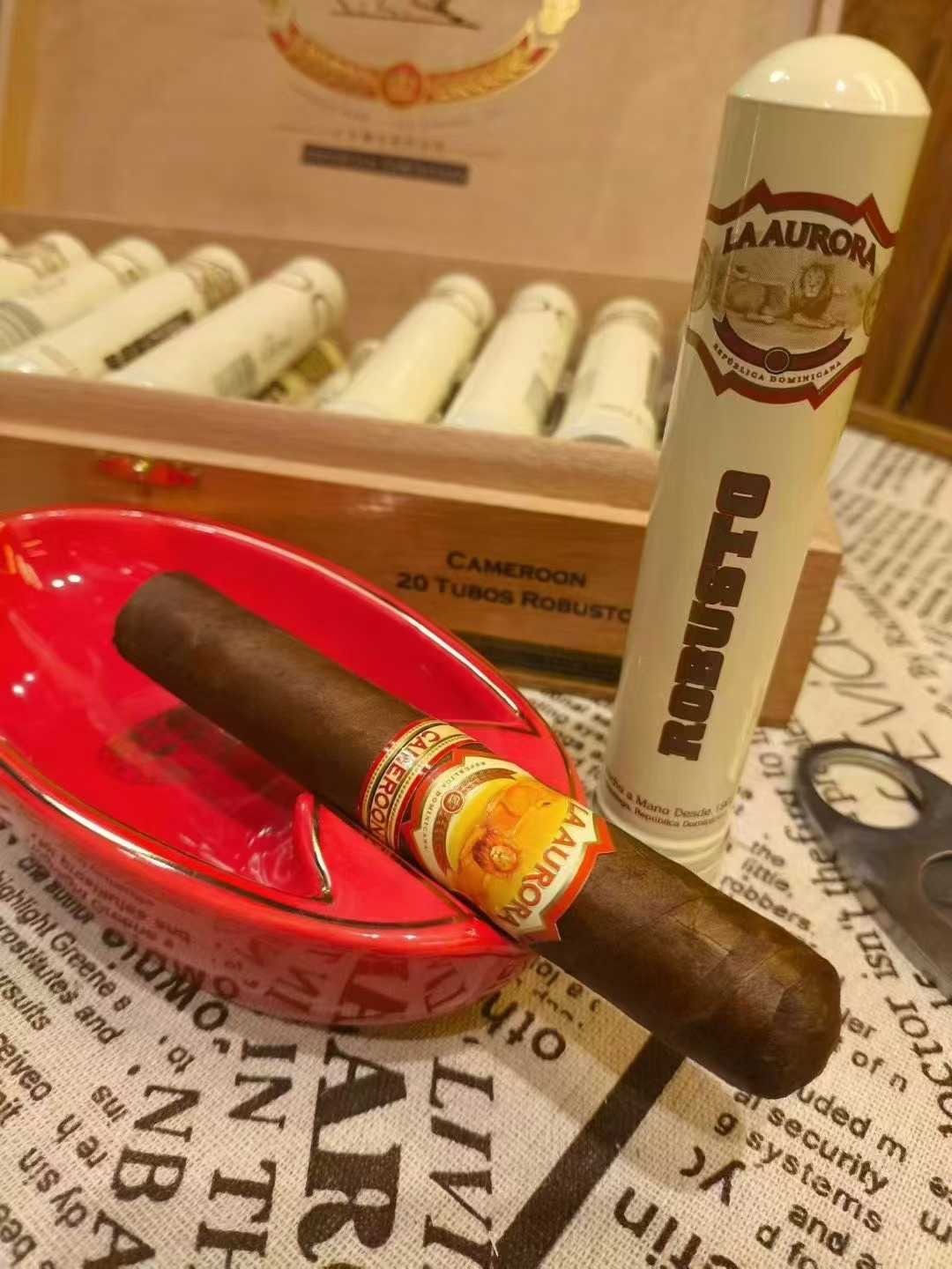 拉奥罗拉·狮子牌喀麦隆罗布图