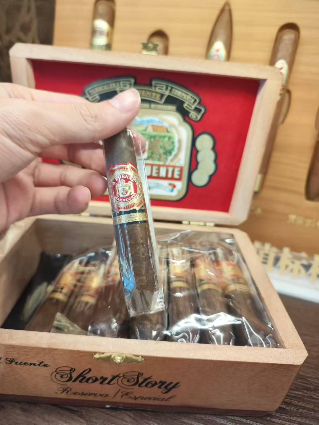 富恩特·海明威短篇小说